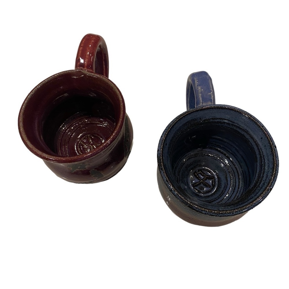 Hand Thrown Pottery Coffee Mug- Set of 2 - Signed by Artist Rustic Farmhouse. - Picture 5 of 12